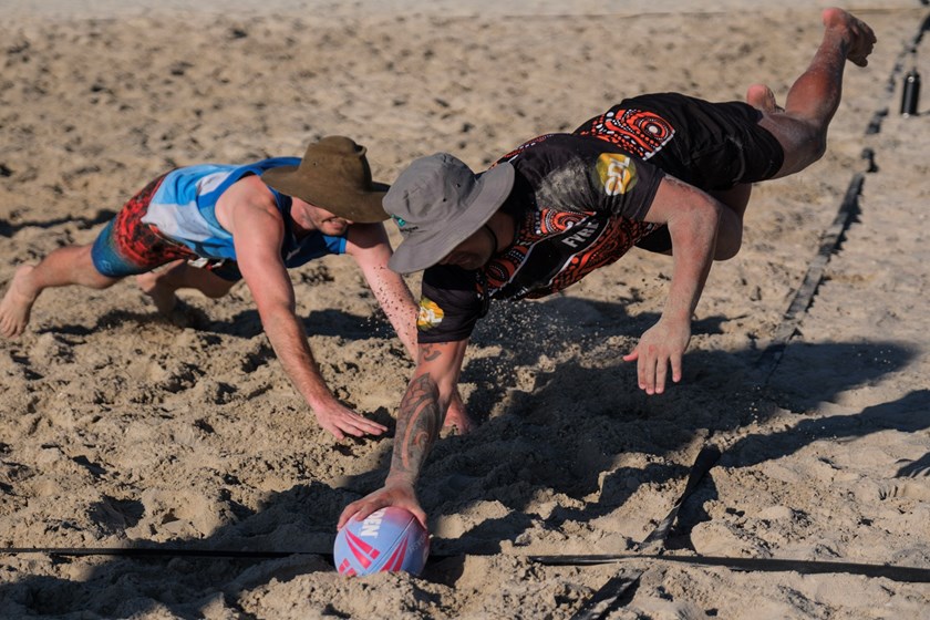 219 230729 0109 Beach Touch Footy